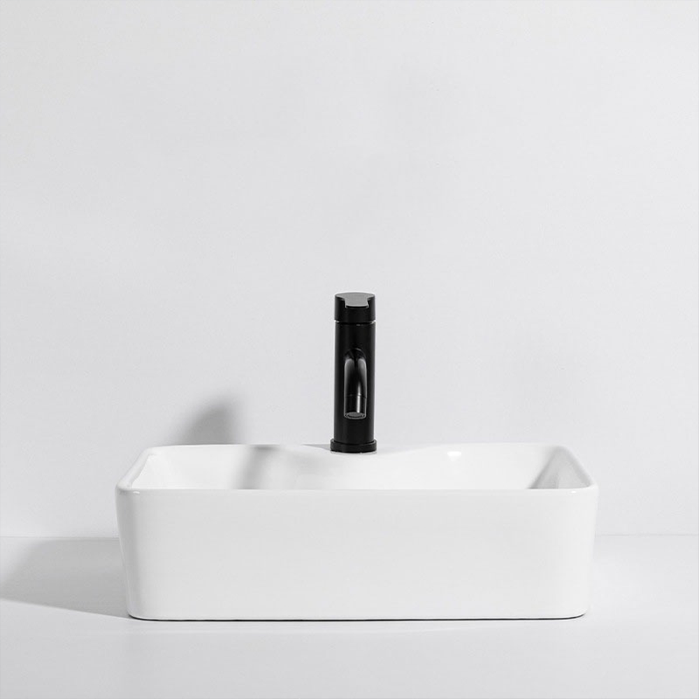 Umywalka ceramiczna Rebiko 470x370x140 mm – biała, minimalistyczny i nowoczesny design