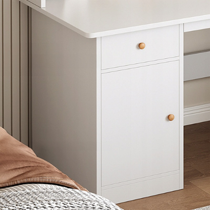 Białe biurko z półkami 120x43x165 cm – funkcjonalny i elegancki skandynawski design