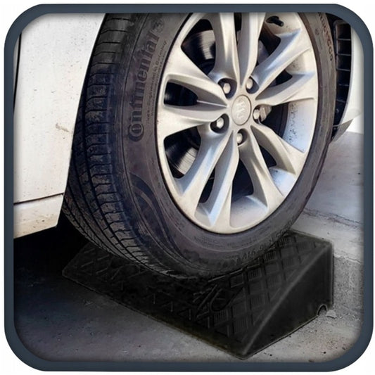 Najazd podjazd krawężnikowy pod krawężnik czarny samochodowy