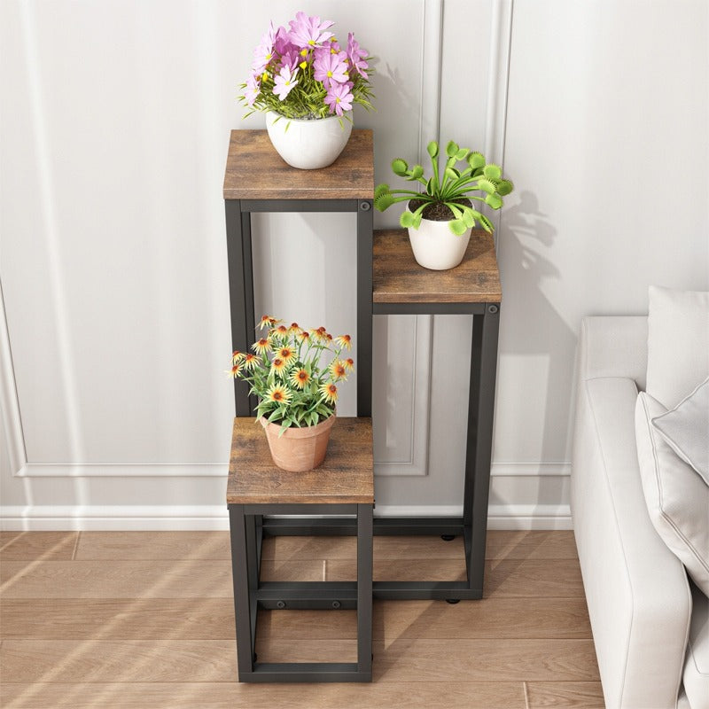 Stojaki na rośliny i doniczki – nowoczesne akcesoria do domu i ogrodu